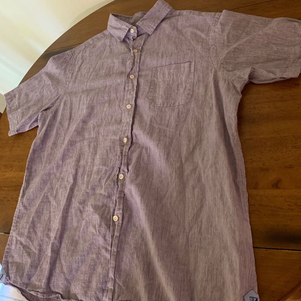 Short sleeve button down